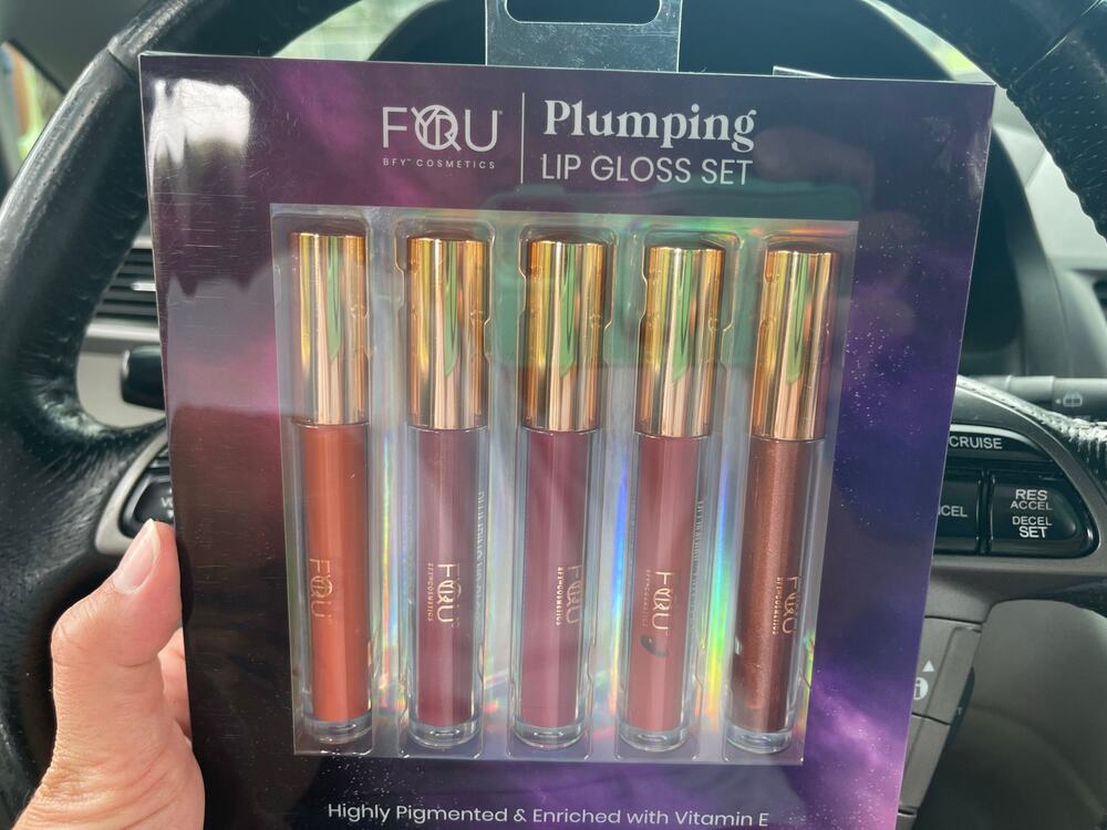 NWT BFY Cosmetics plumping lip gloss